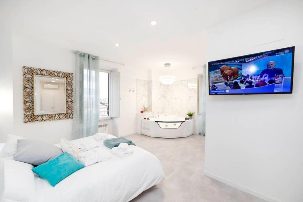 White Panoramic Jacuzzi Suite Trastevere - Top Collection Rom Exterior foto